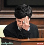鄭家富含淚退出民主黨