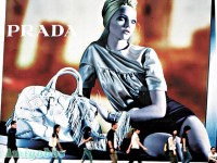 PRADA狂抬價拒中資收購