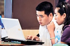中共恐受威脅打壓微博