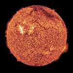 太陽風暴衝擊地球