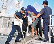 中港保釣人士日使館抗議　百漁船將赴釣魚台