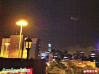 UFO掠過港夜空