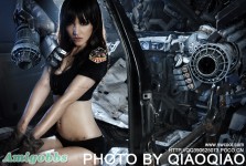 性感索女警