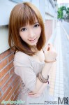 得意可愛美少女
