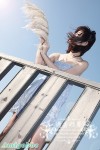 藍天白雲靚女著藍色低胸長裙‏