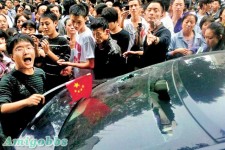 綿陽 3萬人反日　襲松下電器店