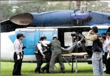 台湾动用探测仪海底大搜救 舰艇找到2具遗体