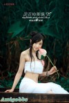 小龍女彤彤純情寫真