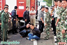 港商被綁撞車自救