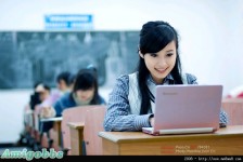 清純甜美女大學生