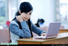 清純甜美女大學生
