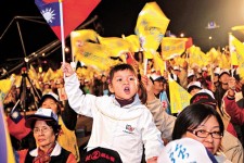 連戰含淚：國民黨要贏