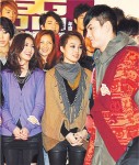 阿 嬌 、 鄭 融 爭 仔 面 左 左