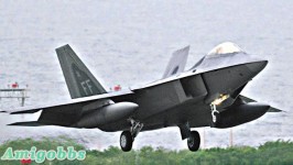 解放軍隱形戰機現真身