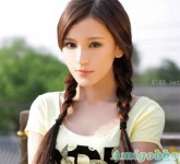 臉蛋超完美的網絡美女王希維‏
