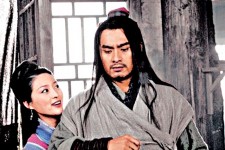 《水滸傳》重拍亂來武松用刀打虎