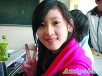 網絡美少女“奶茶MM”已確認被保送進清華