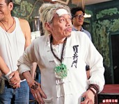 千嬅、泰迪羅賓封后稱帝
