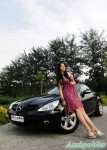 孟瑤性感寫真駕馭香車