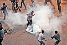 埃及11省爆衝突　民眾接管蘇彝士市