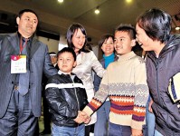 大陸首善高調派紅包　不願「啞巴吃黃連」