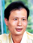 為佛開火　王菲微博舌戰「打假英雄」