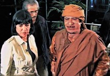 核航母出動　戰機候命   美英武力威嚇卡達菲