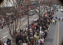 日本震后秩序井然