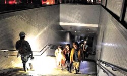 7.1級地震再襲日本