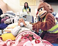 7.1級地震再襲日本