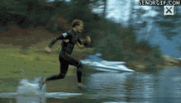 輕功水上漂！
