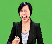 睾丸回巢　女主播爆笑不停 NG