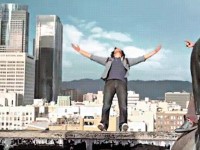 人肉俄羅斯方塊 潮人墮樓代磚頭